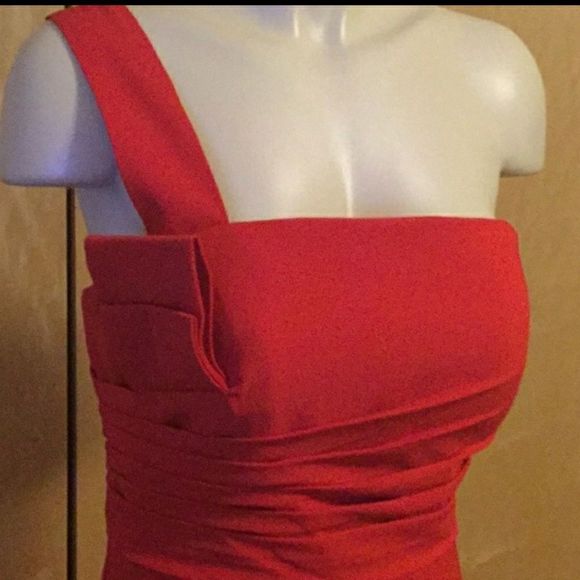 Terani one Shoulder straight Neck Column Gown - Picture 3 of 9